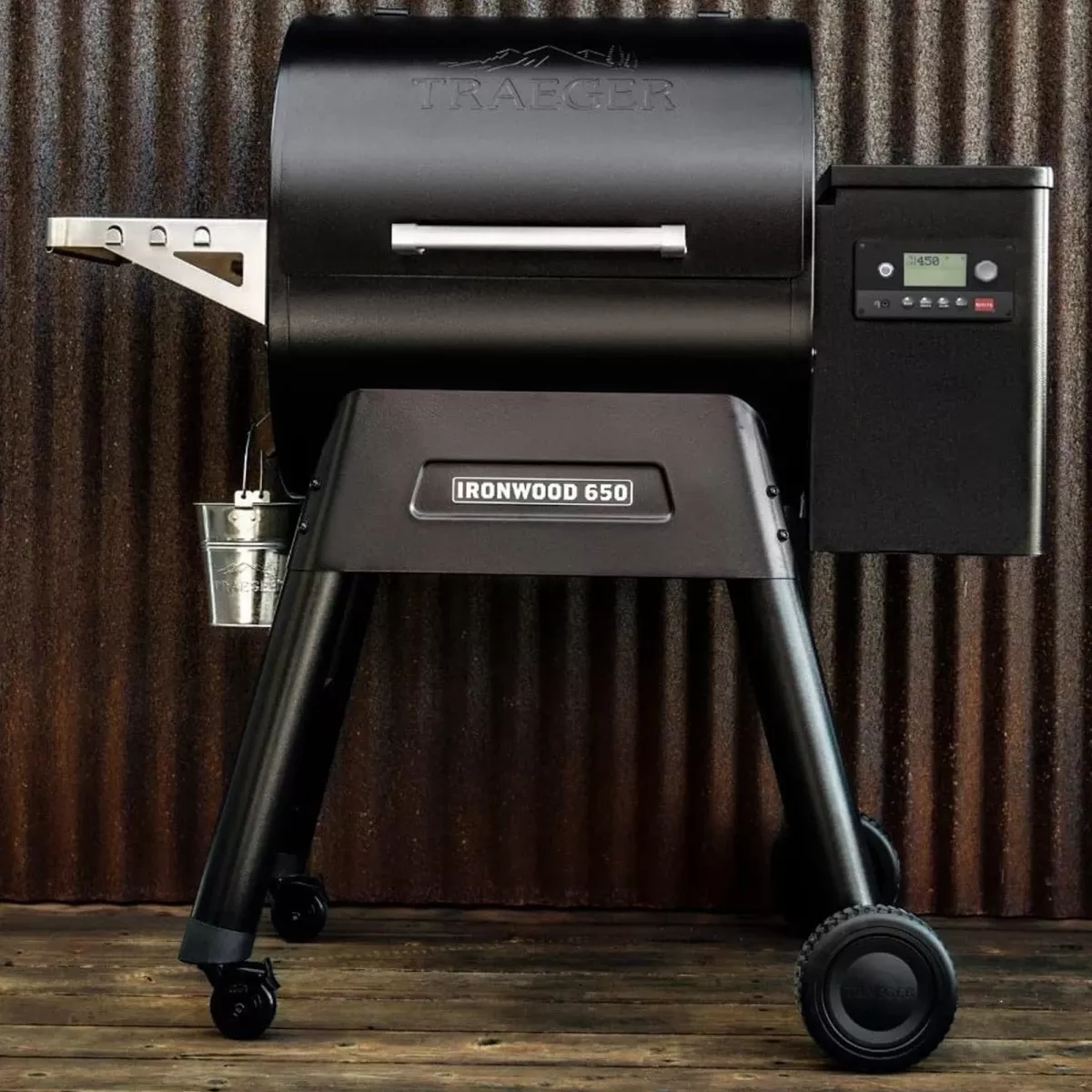 **IronWD 650 Pellet Grill**
